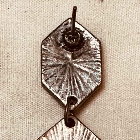 Silver Tone Post Earrings Tribal Rhombus-Shaped Hexagon Geometric Vintage - Picture 8 of 9